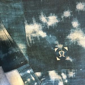 Lululemon shorts surge